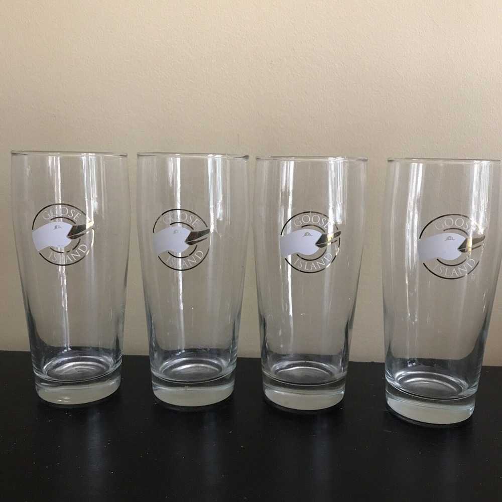 Goose Island Beer Company  16 oz Pint Beer Glasses set of‎ 4